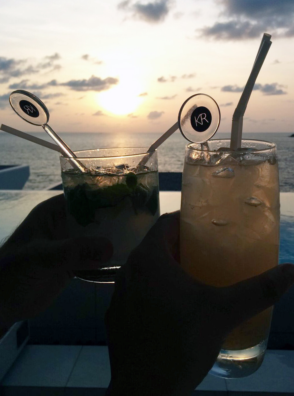 Travelettes Sunset Cocktails At Kata Rocks Luxury - 